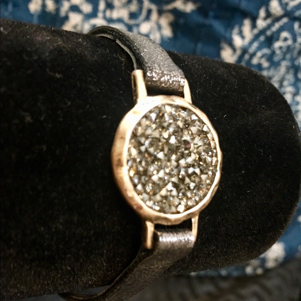 Delicate Black and Gold Sparkle Crystal Bracelet